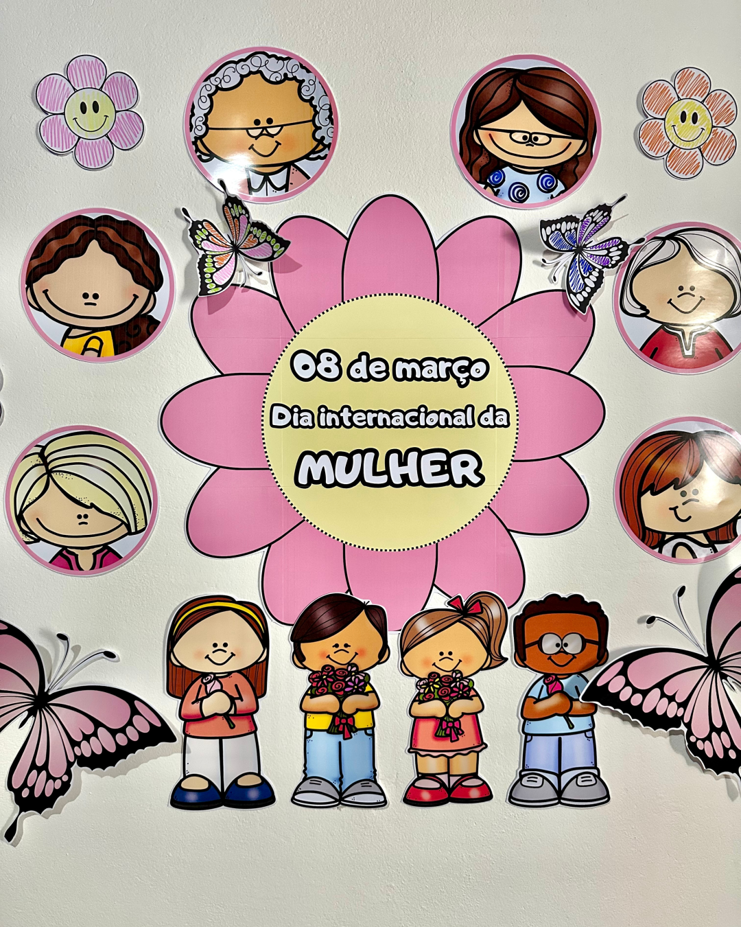 Painel Dia Internacional da Mulher para Educação Infantil – PDF para Imprimir