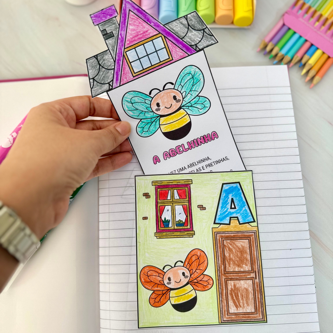 Atividade para trabalhar as letras do alfabeto: A CASINHA DAS LETRAS com pequenas histórias!