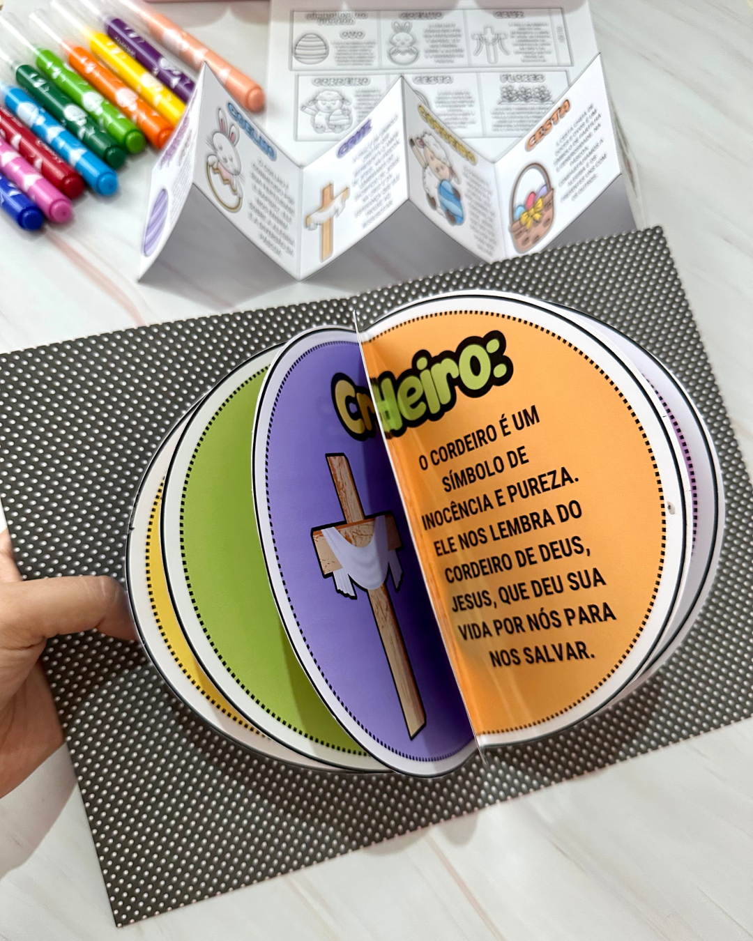 Kit de Atividades de Páscoa para Educação Infantil: Os Símbolos de Páscoa e Painel de Páscoa para colocar fotos! - Imagem 3