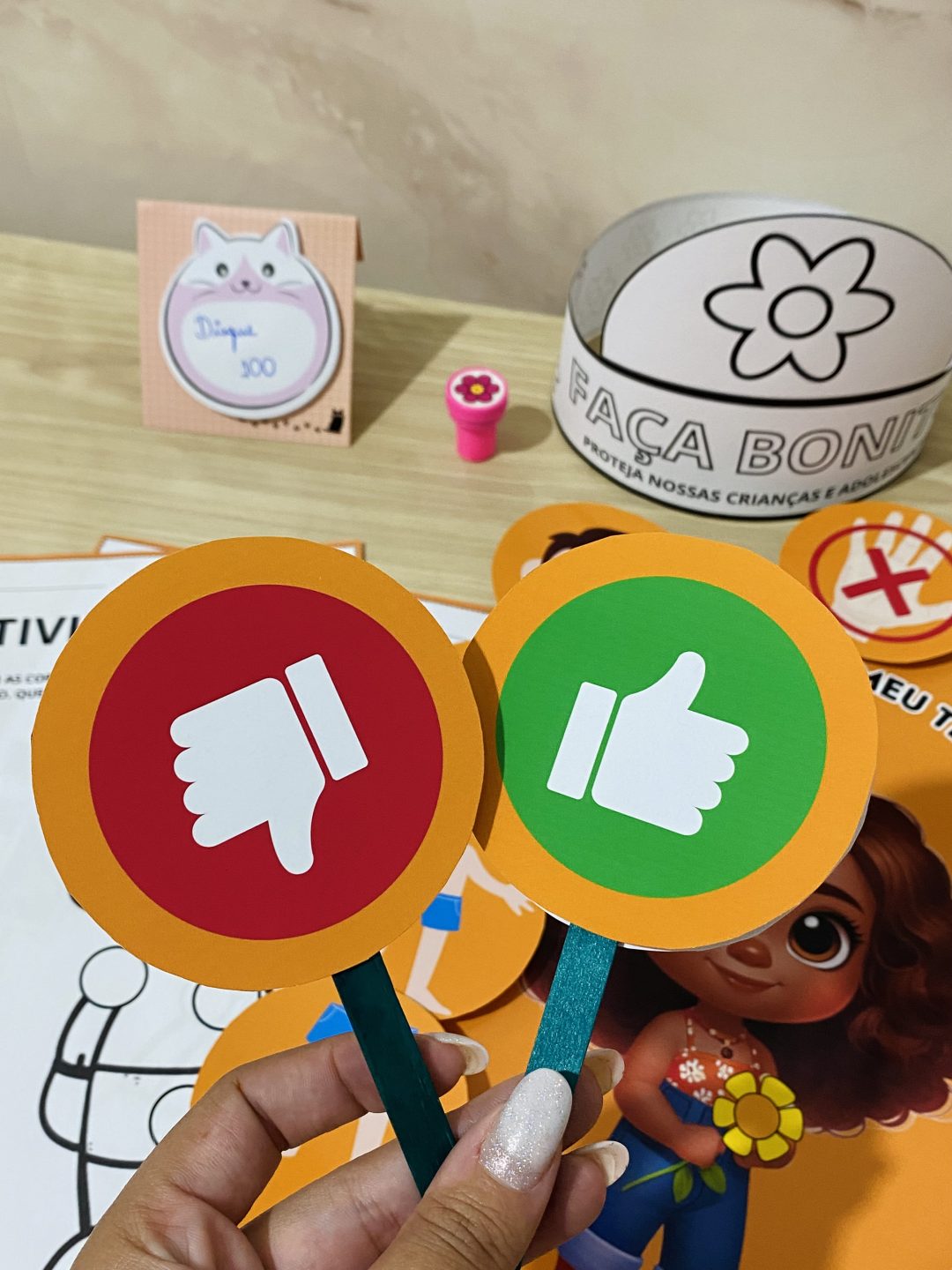 Atividades Maio Laranja para Educação Infantil - Luva Maio Laranja com Atividades para Imprimir - Imagem 4