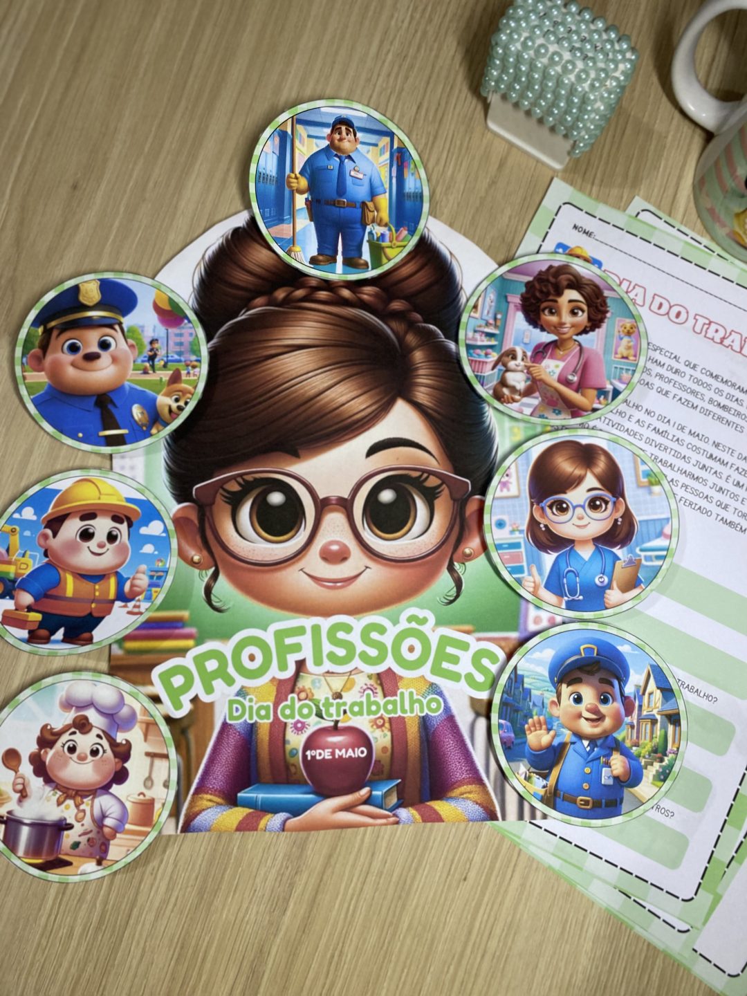 Luva de História Dia do Trabalho para Educação Infantil - Imagem 2