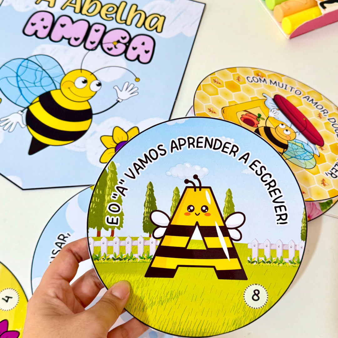 Kit Sacola de História das Vogais – A, E, I, O, U