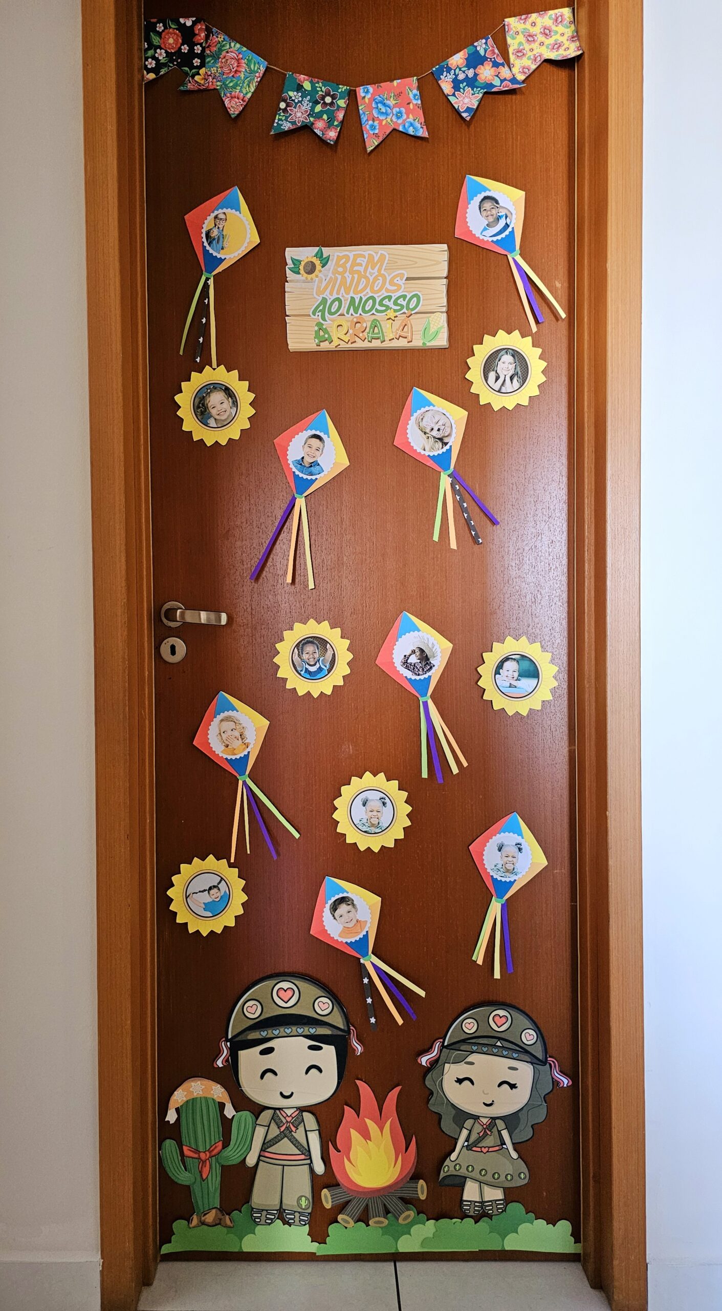 Kit Festa Junina: Enfeite de Porta + Atividades de Arte e cartaz! - Imagem 2