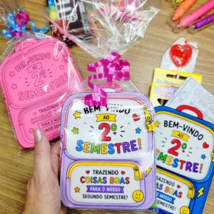 Lembrancinha volta às aulas para o 2º Semestre - Mini Mochila com Bloquinho para Colorir